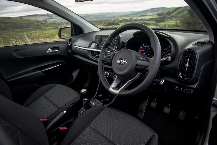 Интерьер Kia Picanto 2017 года  (UK) (фото 75 из 80)